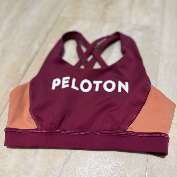 PELOTON maroon racer back bra and leggings, 23” (S) - Picture 4 of 6